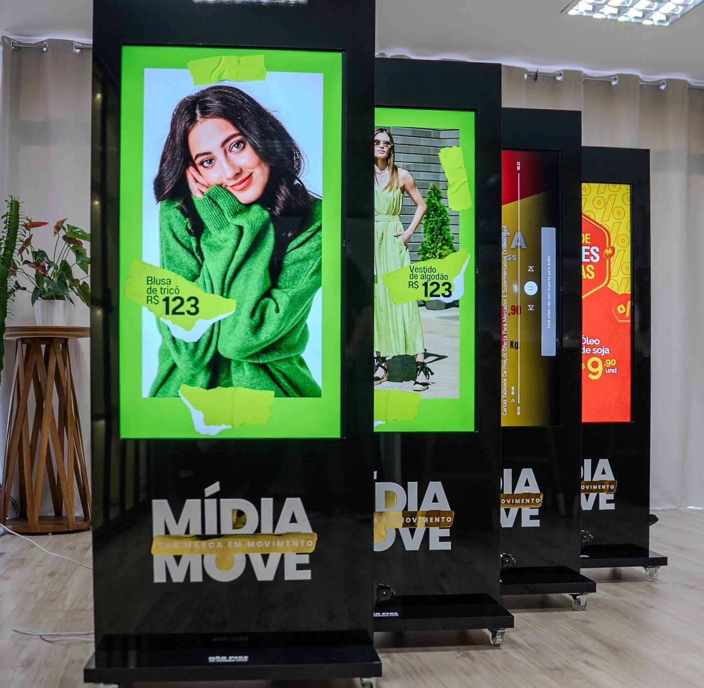 Totens Mídia Move em exposição
